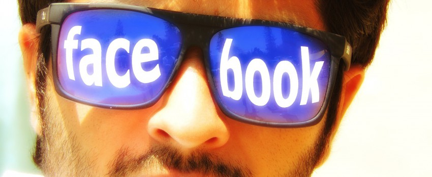 A jól bevált Facebook marketing fogások. Pucér nők és üres idézetek!